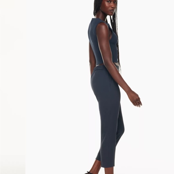 Babaton Cropped Crepe Dress Pants - Size 4 - Picture 2 of 3